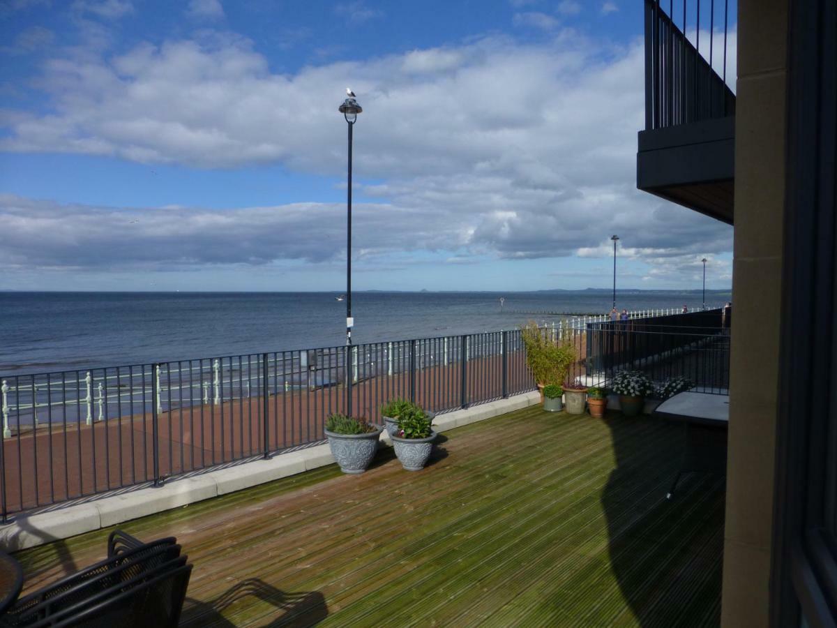 Apartment On The Beach Edimburgo Exterior foto